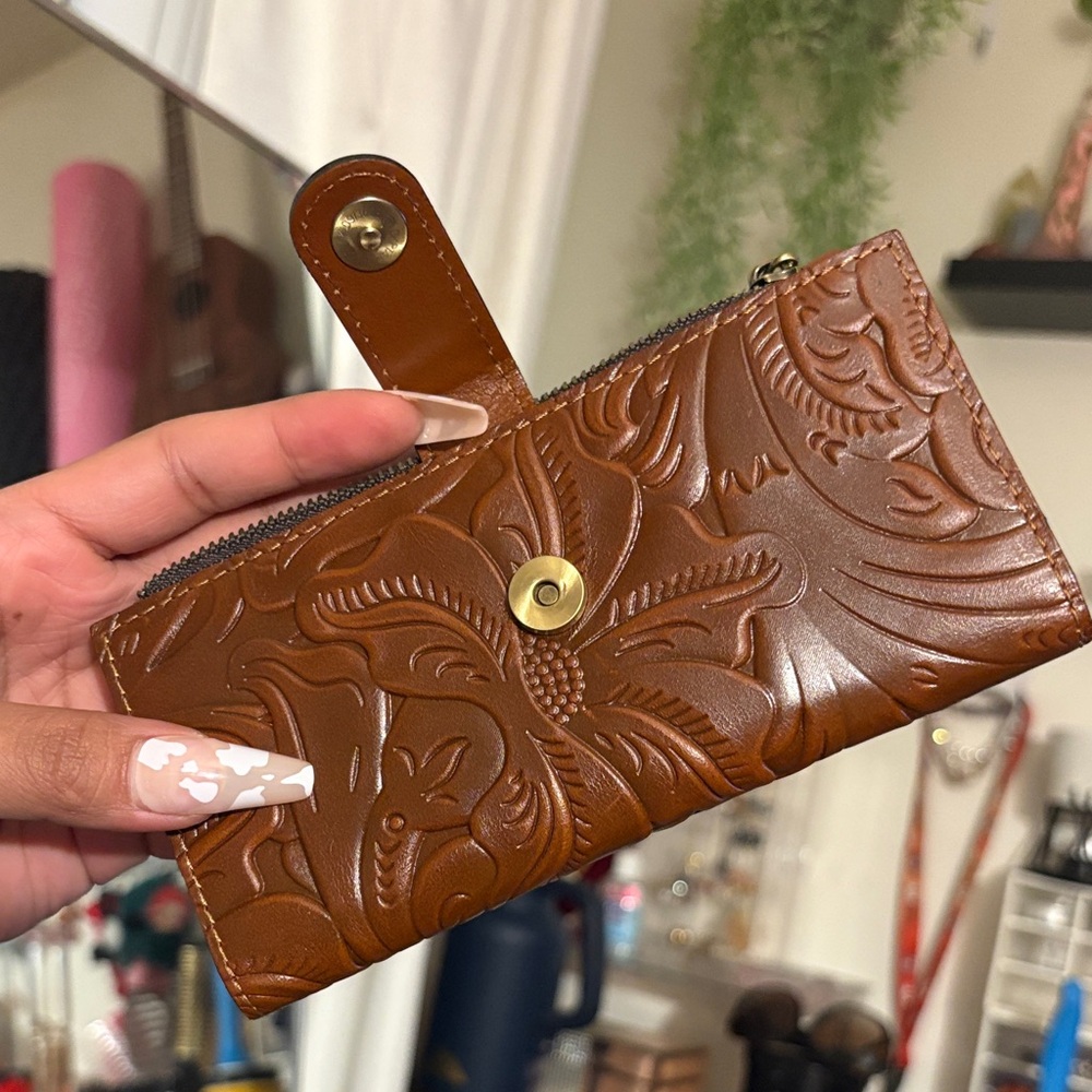 Patricia Nash Leather Wallet NWOT - Picture 9 of 9
